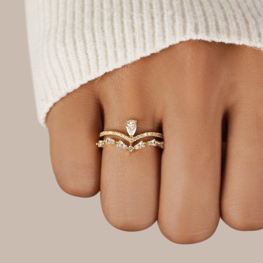 Eleganter Kristall-Goldring