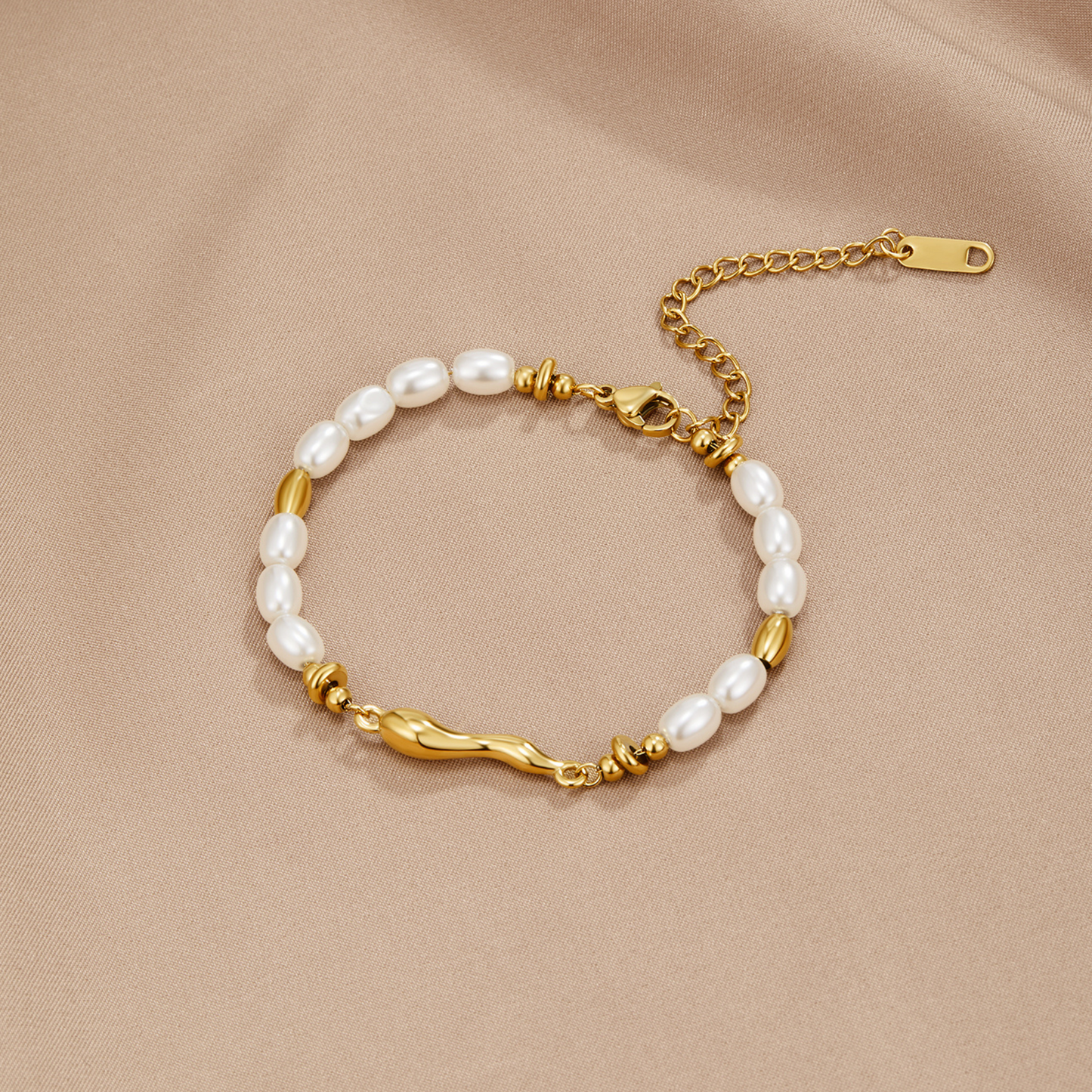 Elegantes Süßwasserperlen-Armband