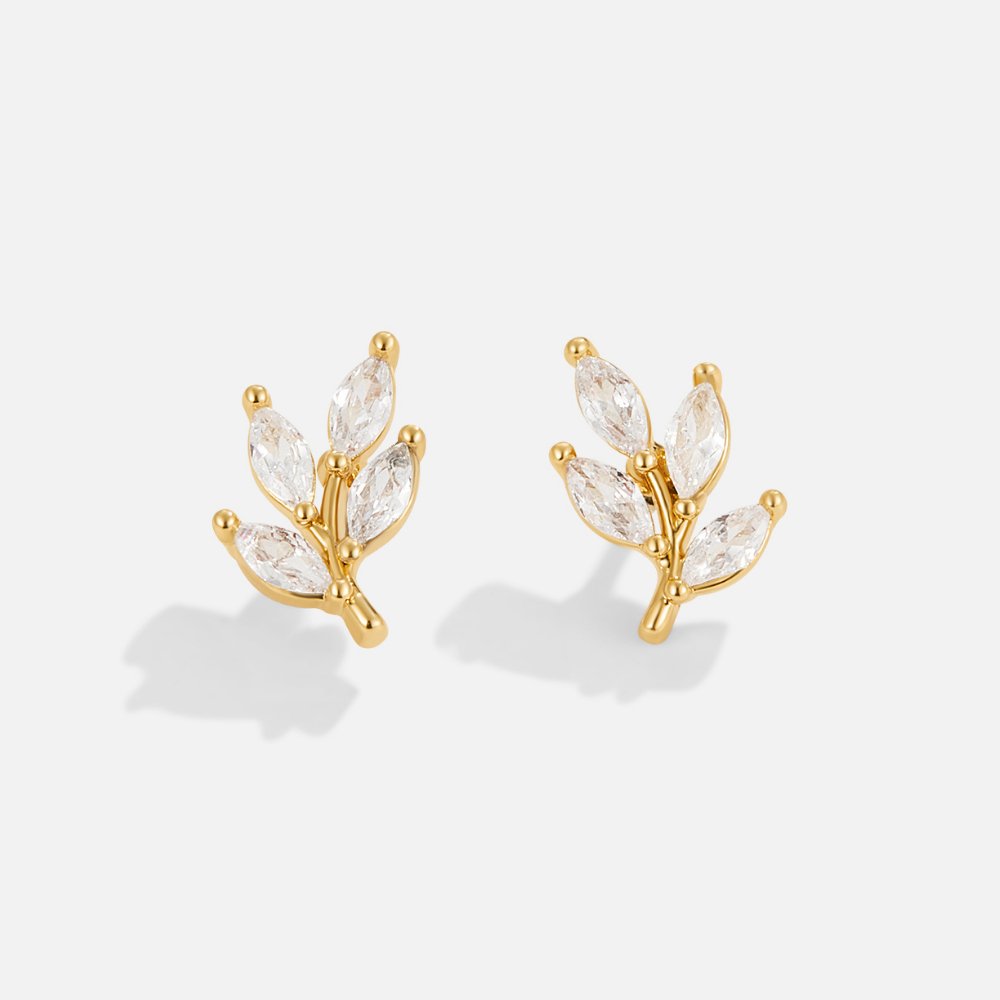 Funkelnde Blatt Ohrstecker in Gold