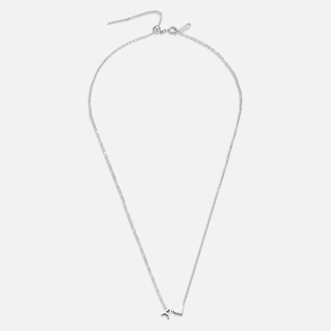 Silberne Halskette mit Herz & Initiale
