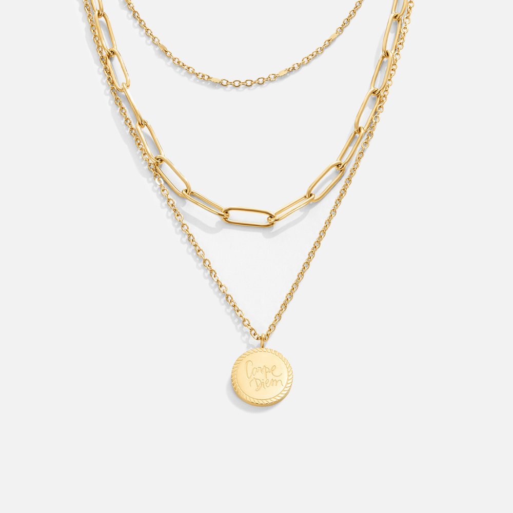 Mehrreihige Goldkette mit Münzanhänger