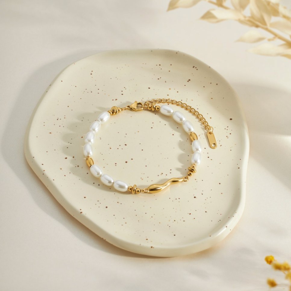 Elegantes Süßwasserperlen-Armband