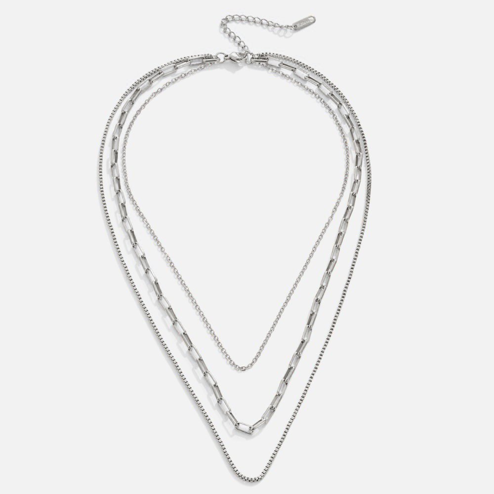 Strahlende Silber Ketten Collier im Lagenlook