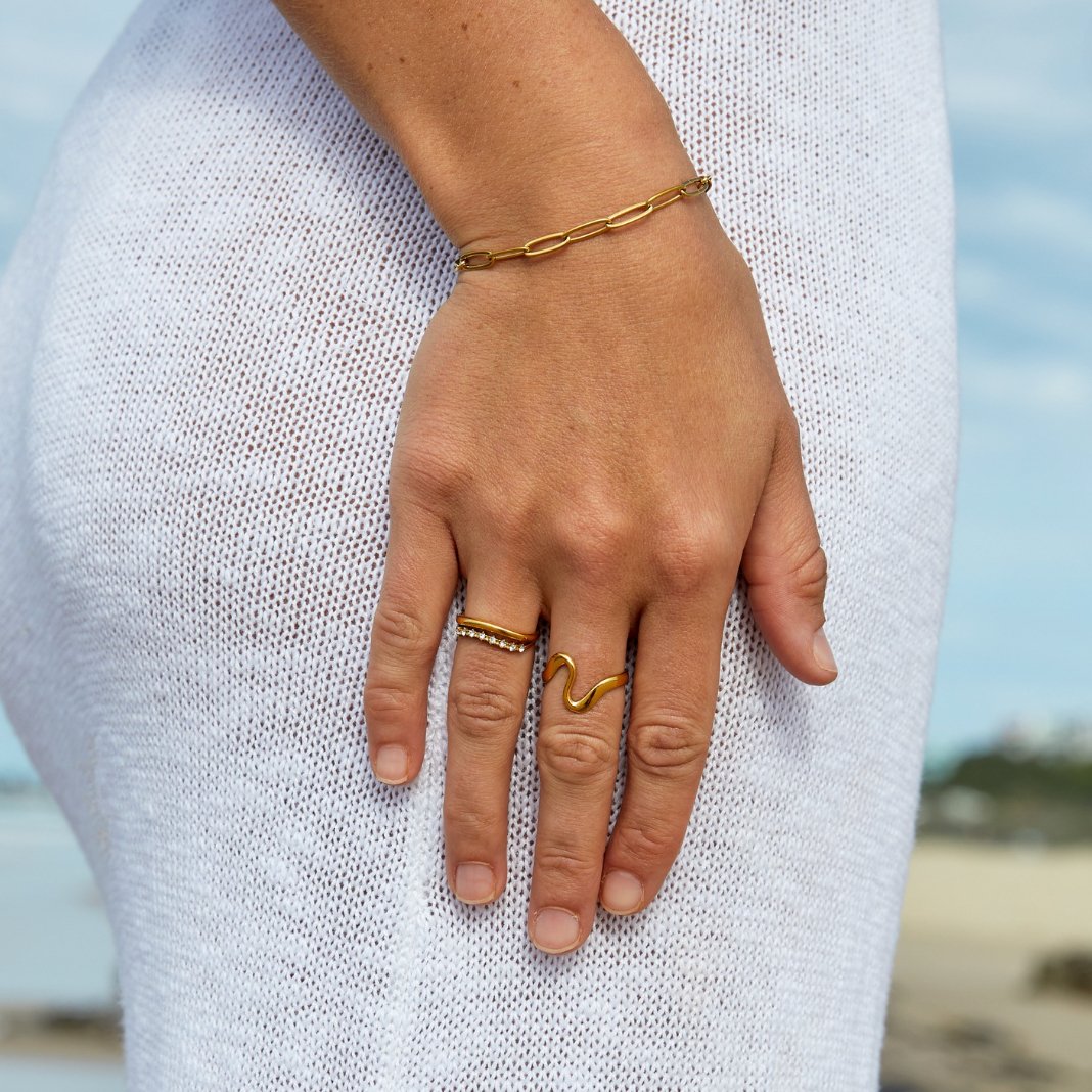 Modernes Gliederarmband in Gold