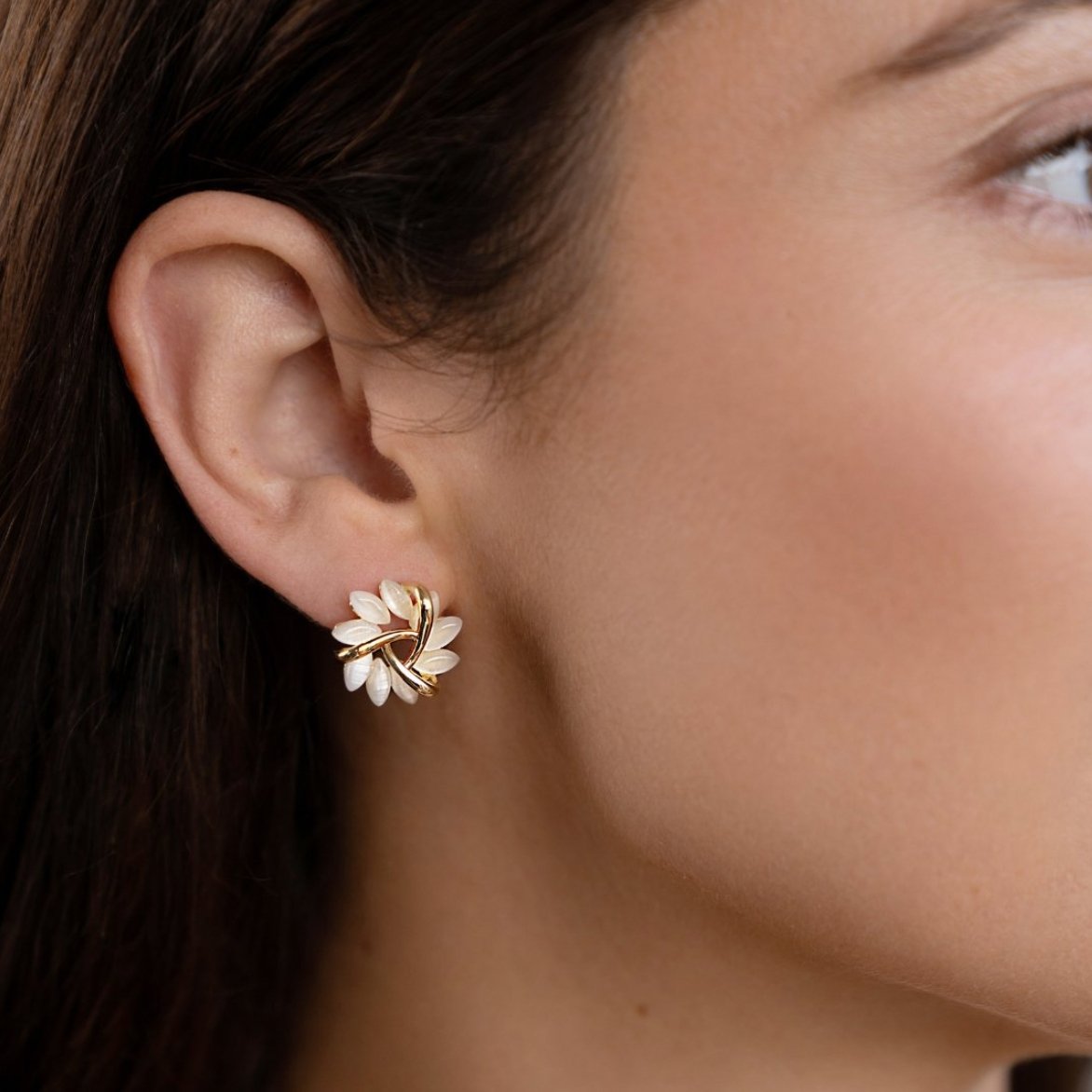 Elegantes Set aus Blüten- & Geometrischen Creolen