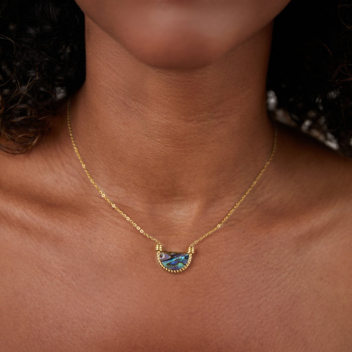 Türkisfarbene Muschel-Halskette