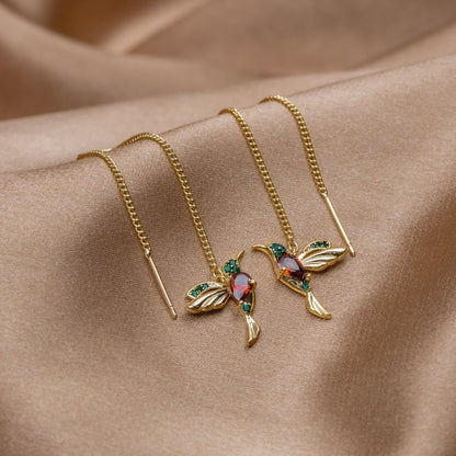 Anmutige Kolibri-Ohrringe in Gold