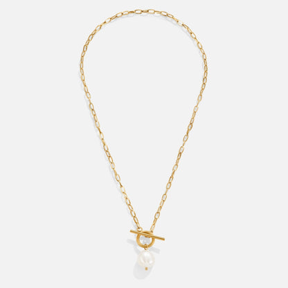 Goldene Halskette mit Süßwasserperlenanhänger