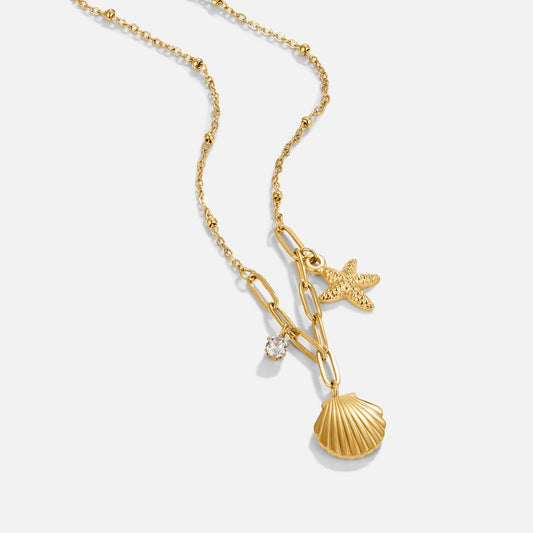 Goldene Halskette mit Muschel- und Seesternanhänger