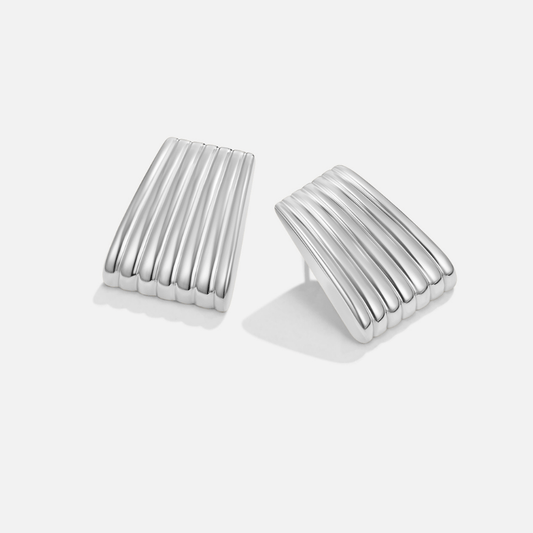 Skulpturale Silber-Statement-Ohrringe