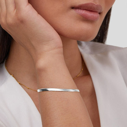 Schlankes Schlangenketten-Armband