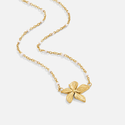 Goldene Blumen- und Perlenkette