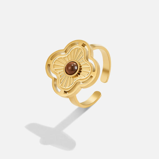 Goldener Blumenring mit Tigerauge