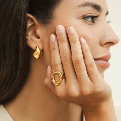 Skulpturaler Geschmolzener Goldring